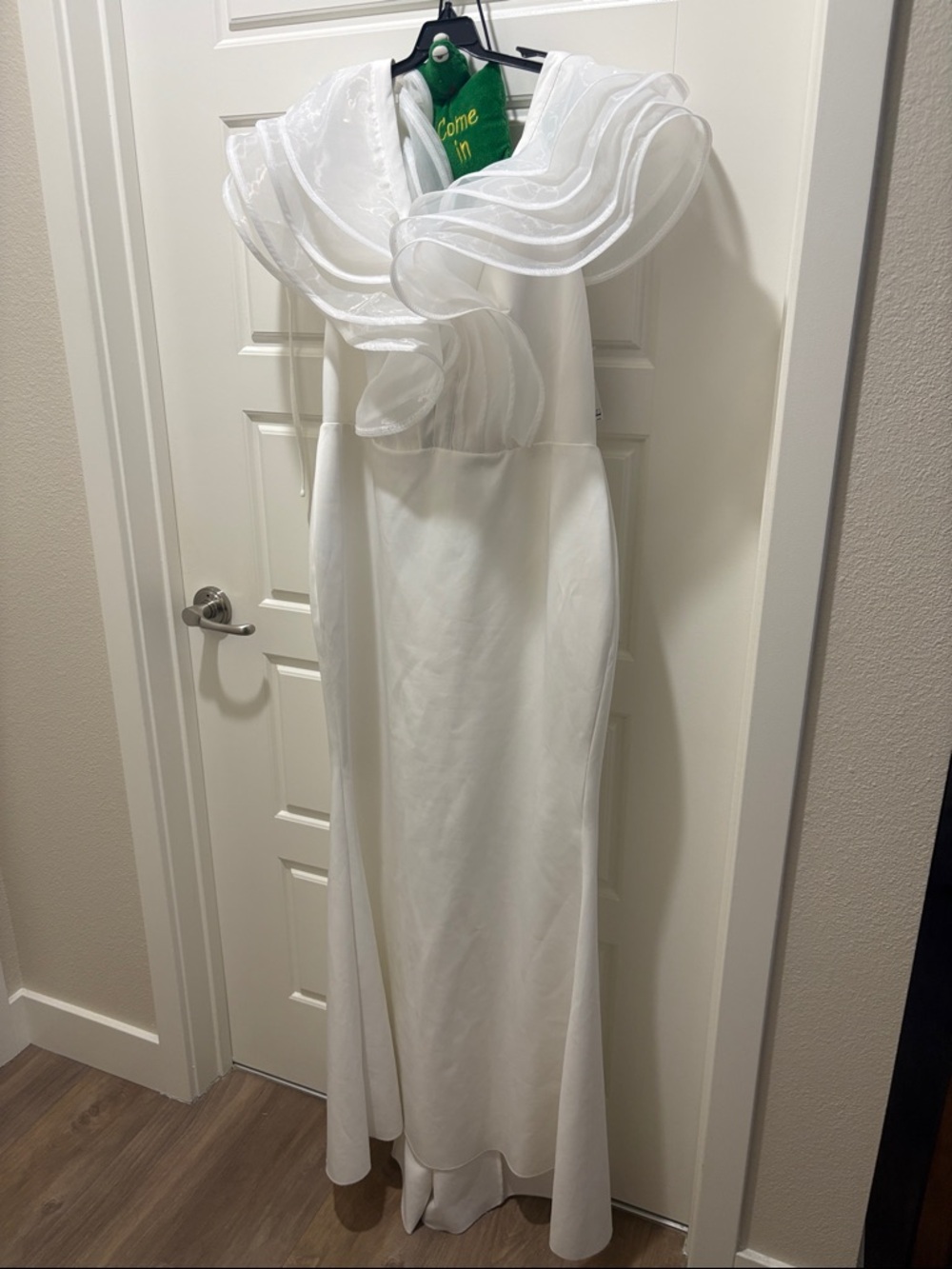 Plunge Mermaid Wedding Dress